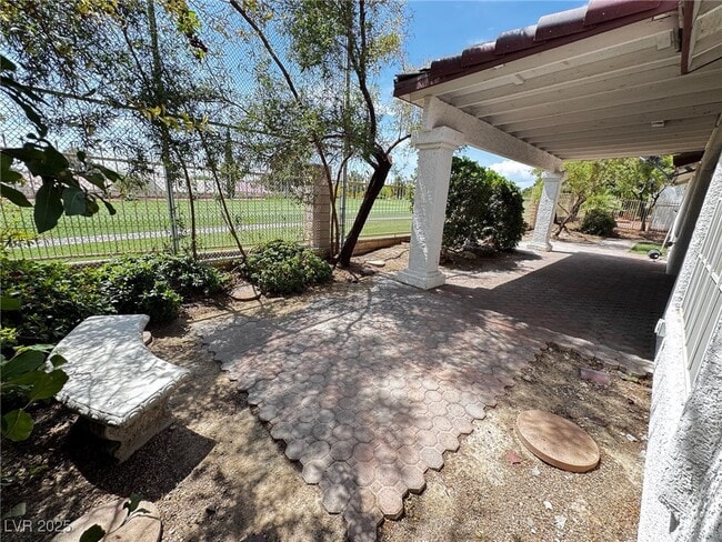 property at 5117 Elm Grove Dr