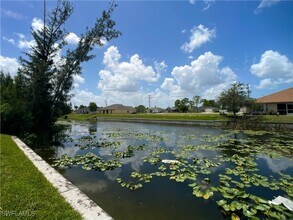1224 SW 31st Terrace in Cape Coral, FL - Foto de edificio - Building Photo