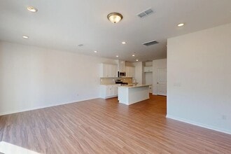 3520 Secrest Lndg in Monroe, NC - Foto de edificio - Building Photo