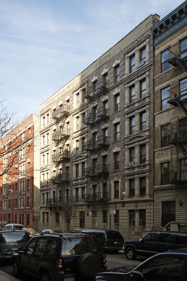 15 W 107th St in New York, NY - Building Photo - Building Photo