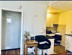 400 Fairview Ave in Fort Lee, NJ - Building Photo - Building Photo