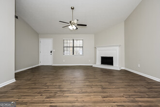 10301 Canyon Trail in Jonesboro, GA - Building Photo - Building Photo
