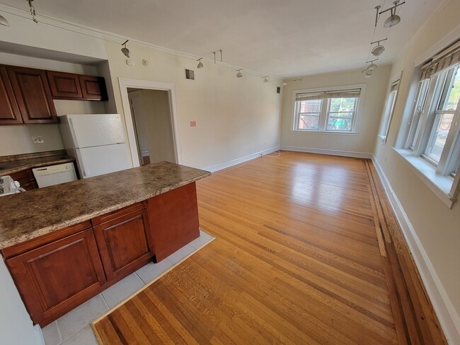 632 N 2nd St, Unit 2F in Philadelphia, PA - Building Photo - Building Photo