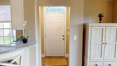13703 Richmond Park Dr N in Jacksonville, FL - Building Photo - Building Photo