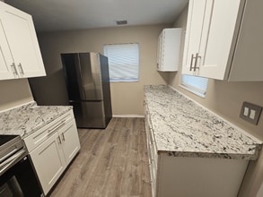 114 Marrero Ave in Sebring, FL - Foto de edificio - Building Photo