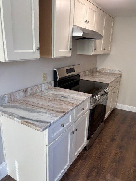 20 Harding St, Unit #1 in Andover, MA - Foto de edificio - Building Photo