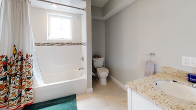 11 Myrtle St, Unit 3 in Watertown, MA - Building Photo - Building Photo