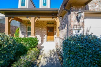 118 N Heritage Mill Cir in Tomball, TX - Building Photo - Building Photo