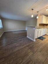 3300 Fox Chase Cir in Palm Harbor, FL - Building Photo - Building Photo