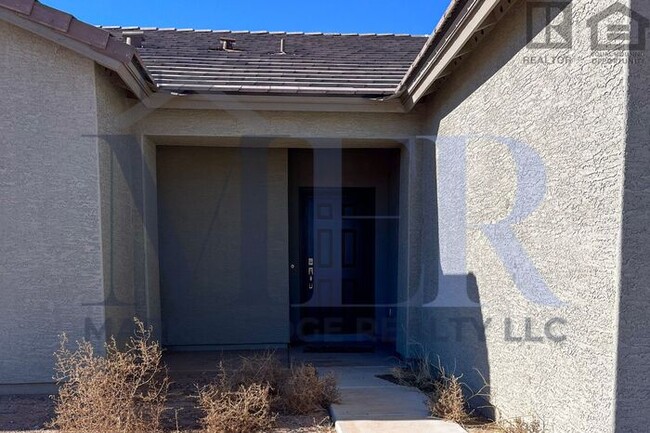 15810 Hillcrest Rd in Arizona City, AZ - Building Photo - Building Photo