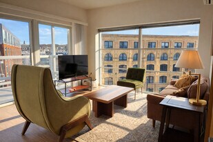 1640 N Water St in Milwaukee, WI - Building Photo