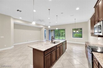 14331 Tuscany Pointe Trl in Naples, FL - Building Photo - Building Photo
