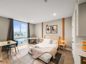 626 N Delaware Ave in Philadelphia, PA - Building Photo