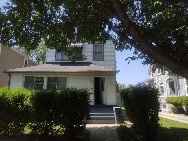 1818 Darrow Ave in Evanston, IL - Building Photo - Building Photo