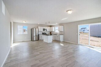 10160 Pennridge Dr in Portage, MI - Building Photo - Building Photo