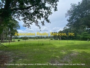 1133 SW 266th St in Newberry, FL - Building Photo - Building Photo