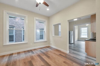 120 E Main St in Torrington, CT - Building Photo - Building Photo