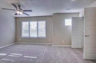 1586 - 1610 N Wish Ln in Fayetteville, AR - Foto de edificio - Building Photo