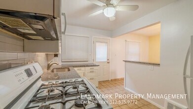 1215 N Harlem Ave in Oak Park, IL - Building Photo - Building Photo