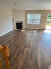 143 Hampshire Dr in Sellersville, PA - Building Photo - Building Photo