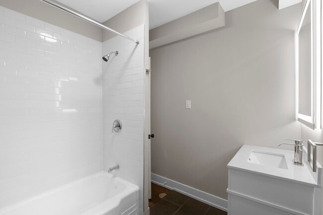 2618 N Mozart St, Unit #GDN in Chicago, IL - Building Photo - Building Photo