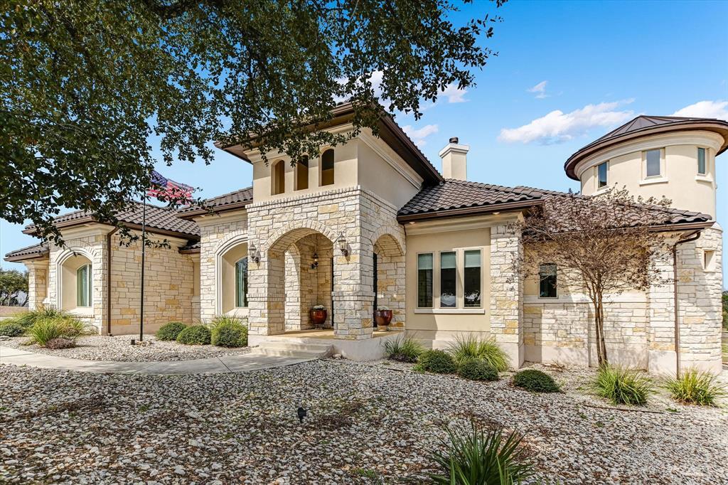 1218 Libby Lookout in Canyon Lake, TX - Building Photo