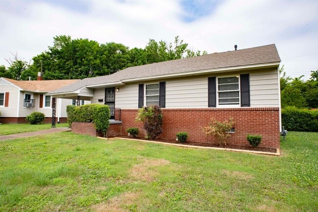 property at 1190 Inman Cove