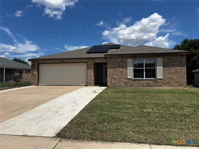 property at 3302 Viewcrest Dr