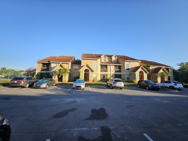 433 Fountainhead Cir in Kissimmee, FL - Building Photo - Building Photo