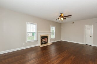 1909 Olsen Ln in Charlotte, NC - Building Photo - Building Photo