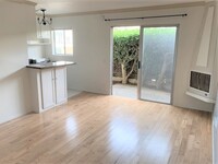 21 Spinnaker St, Unit 6A in Marina Del Rey, CA - Building Photo - Building Photo