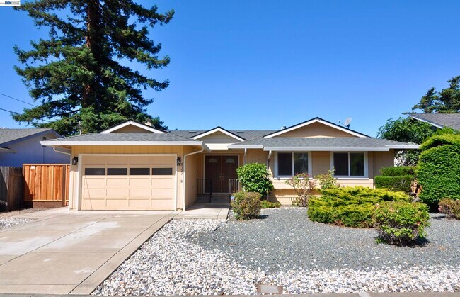 property at 9127 Tangerine St