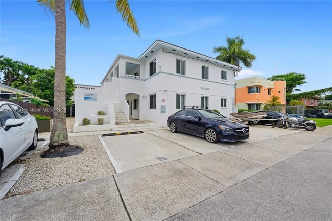property at 550 NE 82nd Terrace