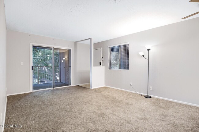16602 N 25th St-Unit -218 in Phoenix, AZ - Building Photo - Building Photo