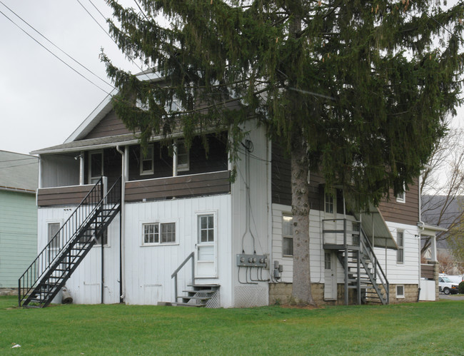 1240-1242 W 3rd St in Williamsport, PA - Building Photo - Building Photo