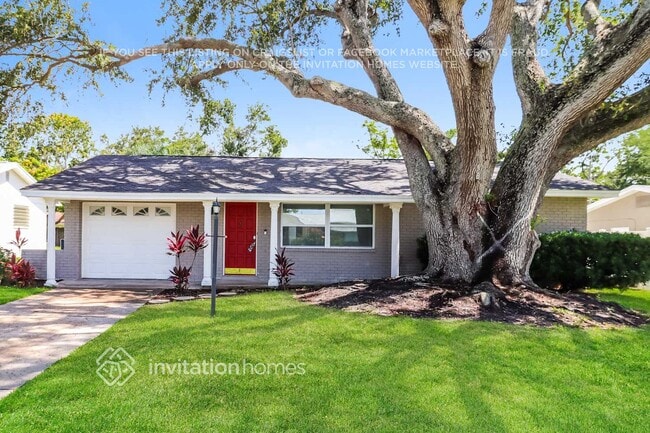 property at 11151 105th Ave N