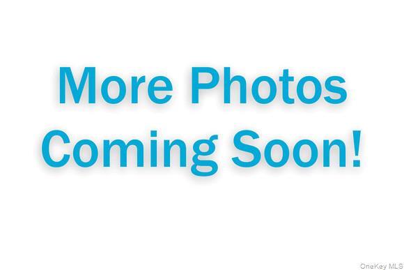 181 Spring Rd in Huntington, NY - Building Photo - Building Photo