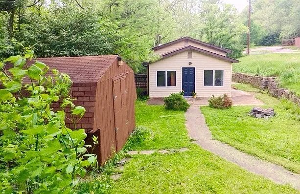 property at 3566 Richardson Rd