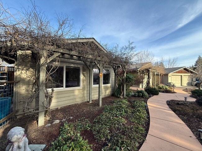 property at 679 Clay St