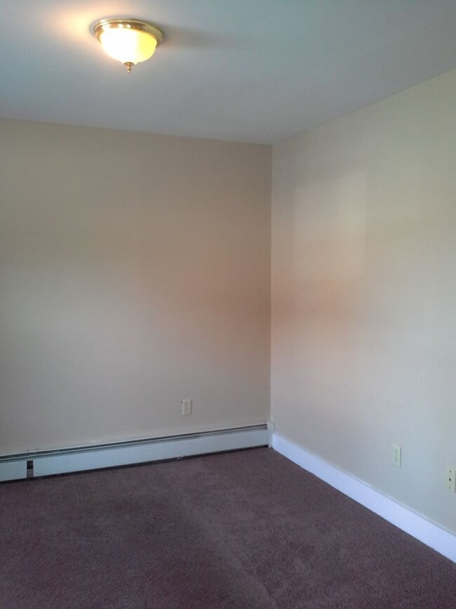 property at 109 N 3rd St
