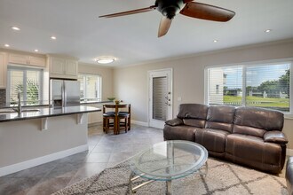 510 Flanders K in Delray Beach, FL - Foto de edificio - Building Photo