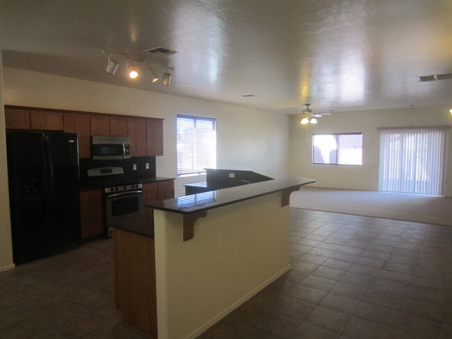 12683 E Nona Ln in Vail, AZ - Building Photo - Building Photo