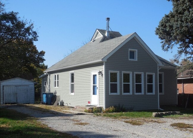 property at 522 High School St