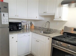 444 Bedford St, Unit APT 7M in Stamford, CT - Building Photo - Building Photo