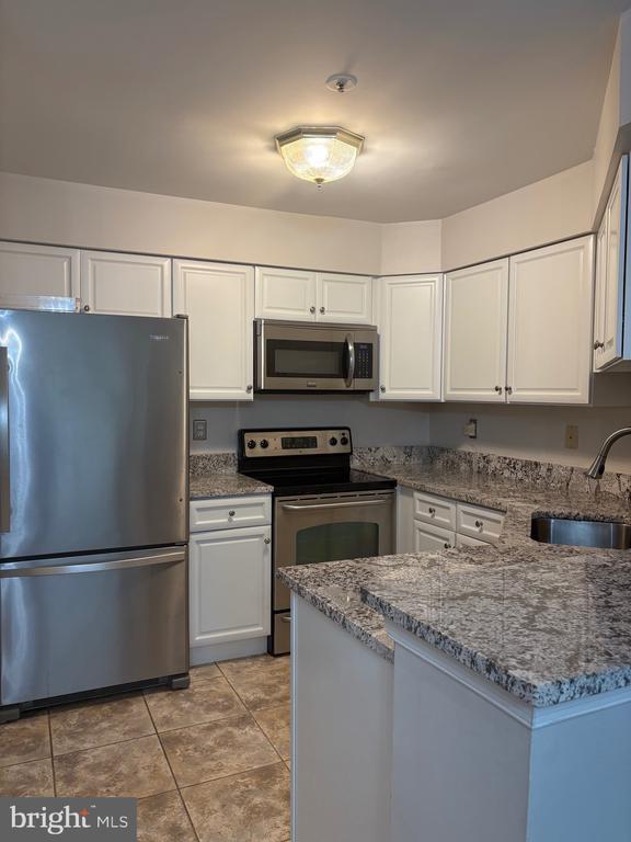 property at 5006 Dorsey Hall Dr