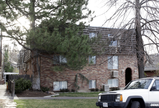 Sara Jane in Salt Lake City, UT - Foto de edificio - Building Photo