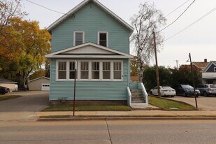 510 Bowen St in Oshkosh, WI - Building Photo