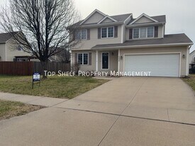 4404 SW Elm Ct in Ankeny, IA - Building Photo