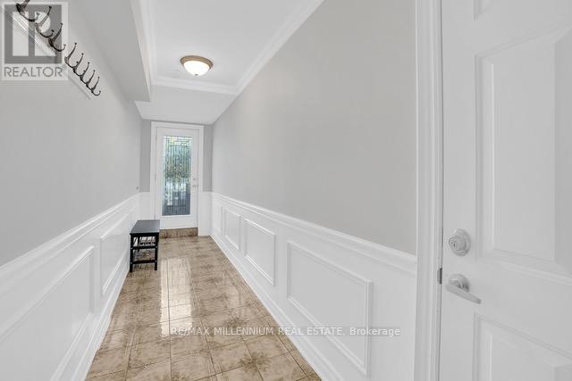 99 Willis Rd in Vaughan, ON - Building Photo - Building Photo