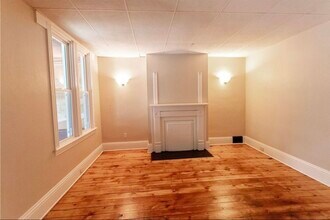 619 E 17th Ave in Munhall, PA - Building Photo - Building Photo